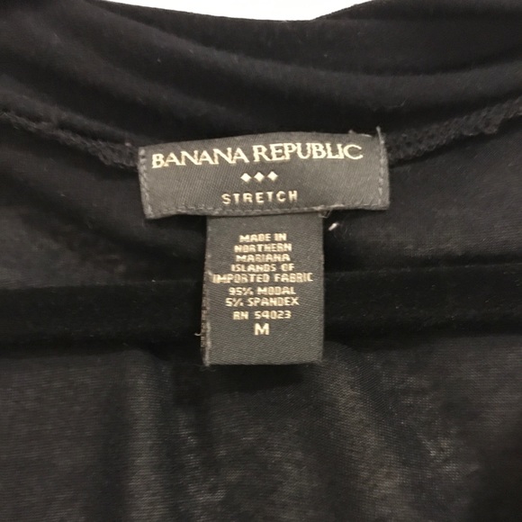 Lightweight Banana Republic blouse - Picture 3 of 3